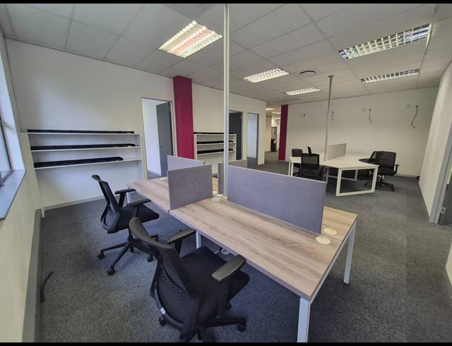 761M² OFFICE TO LET IN RIVONIA